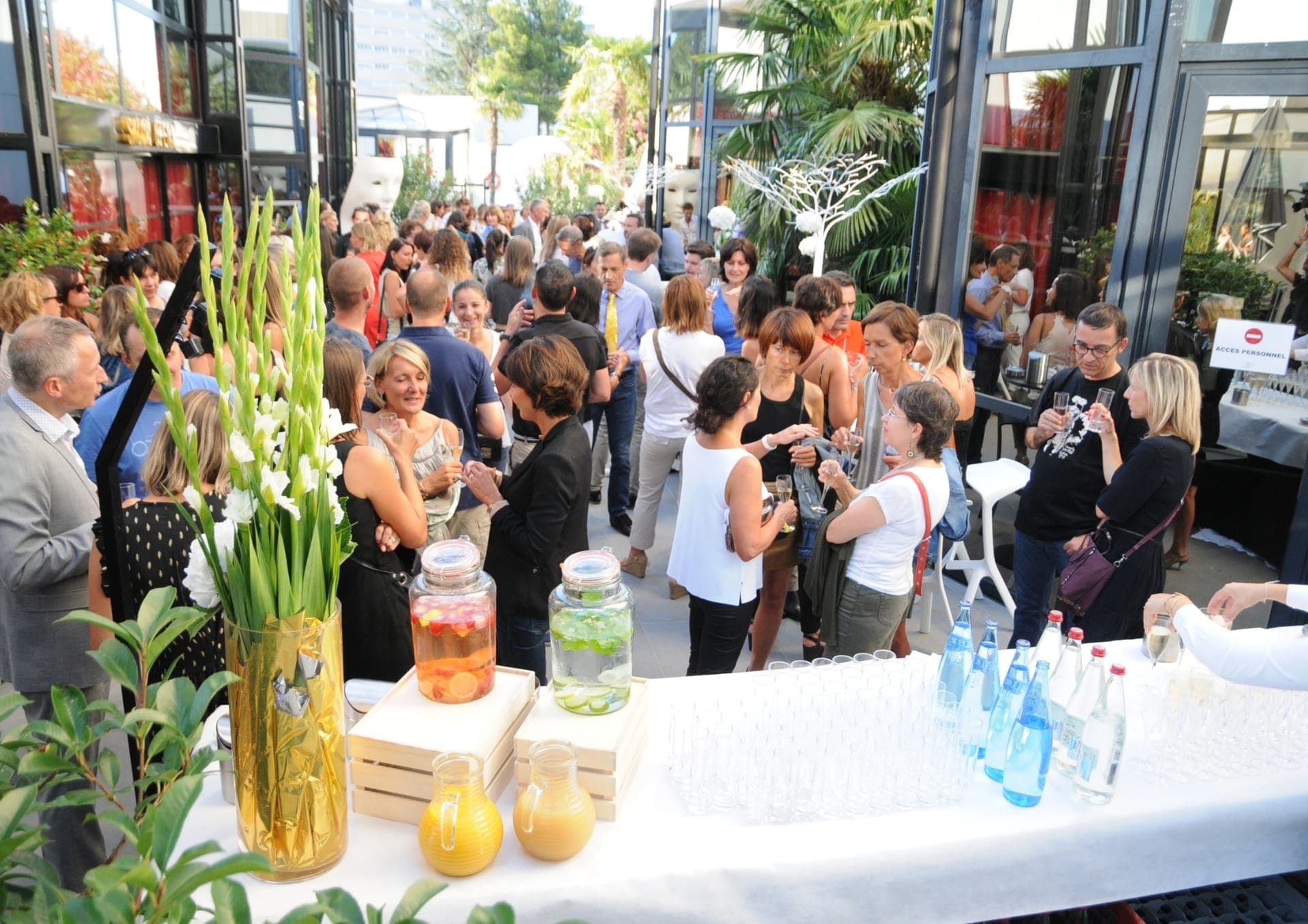 A corporate reception on the terrace of the Hôtel Palladia in Toulouse